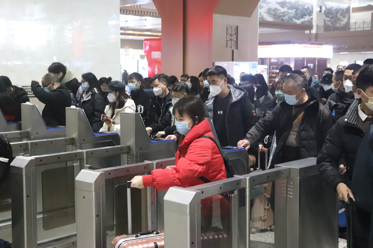 回家！直击2023陕西春运首日_fororder_图片7