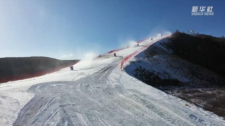 新春走基层丨宁夏泾源：西北小城兴起滑雪热