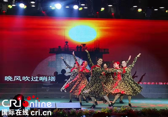 图片默认标题_fororder_舞蹈《晚风吹过哨塔》摄影 陈惠婷