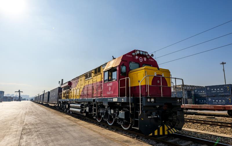 中老铁路累计发送1300万吨 货运量同比增长4倍_fororder_1