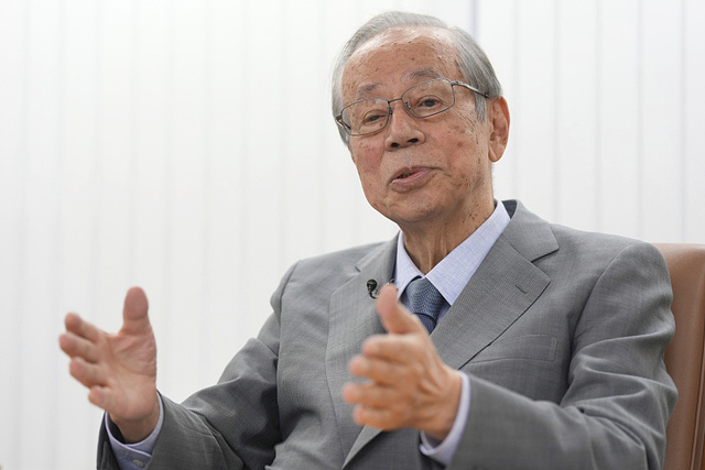 国内一堆烂摊子，日本却忙着向美国“表功”？