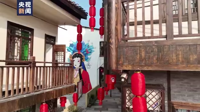 春节越来越近 过年气氛在各地洋溢