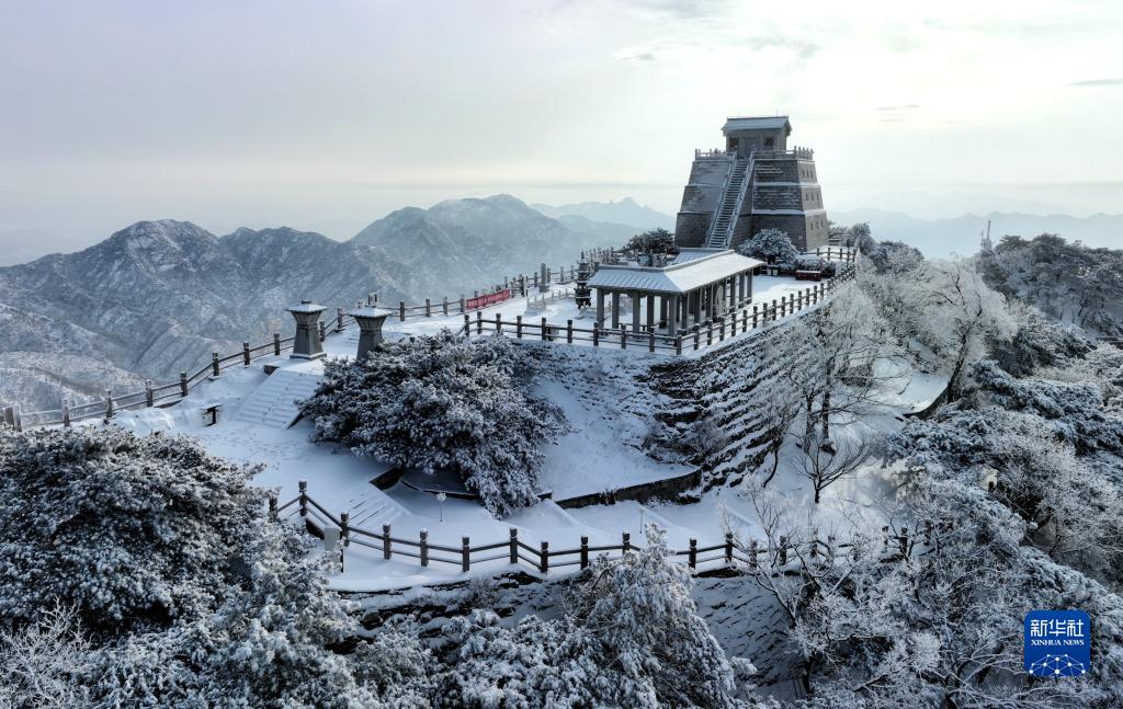 山东临沂：蒙山雪霁美如画