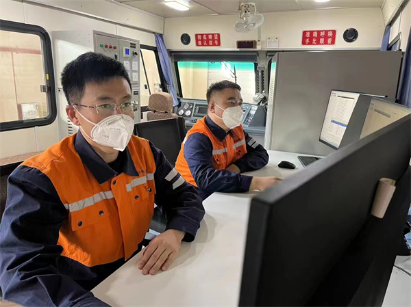 新春走基层 | 科技“透视眼”为“平安春运”保驾护航_fororder_微信图片_20230117152045