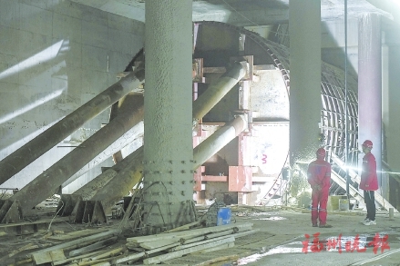 福州地铁攻克世界级穿江难题 4号线金洪区间左线贯通