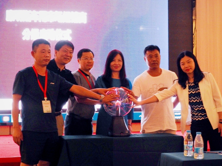 汽车频道【供稿】【资讯】“粤”来“粤”好：康明斯与华南客户共商数字化机遇 零距离赋能公路货运