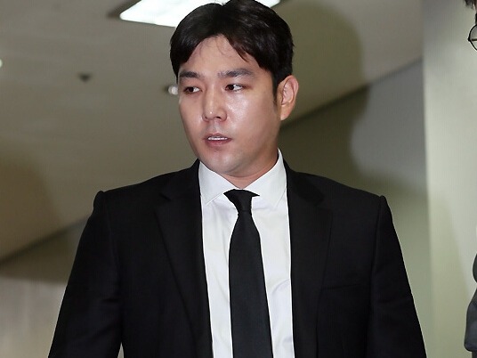 super junior强仁因二次酒驾赴法院接受公审（图）