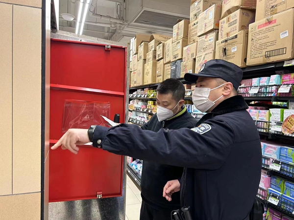 （转载）【迎新春 保平安】拧紧“安全阀” 广汉公安开展节前安全大检查