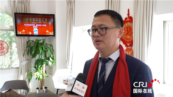 走近海油建设者“中东之家”的中国年_fororder___172.100.100.3_temp_9500033_1_9500033_1_1_e6bebe9a-af39-4916-a261-0ef18c8c8a94