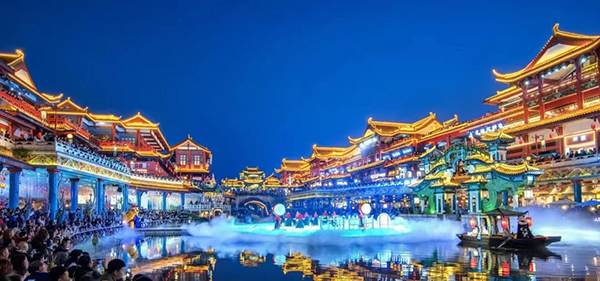 年味中的眉山“烟火气” 瓦屋山“门票售罄”成日常状态_fororder_眉山水街--供图--东坡区委宣传部