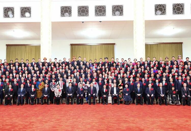 学习语丨大道至简，实干为要_fororder_全国脱贫攻坚总结表彰大会