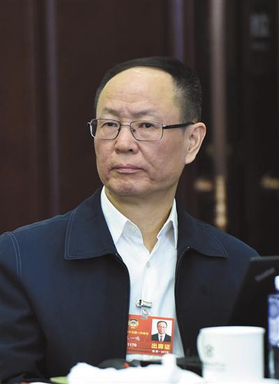 王一鸣委员:让“僵尸企业”入土为安 让优质企业做强做大