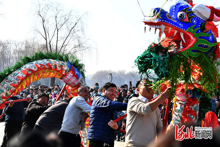 （中首）河北：乐嗨了！多彩民俗迎元宵_fororder_1