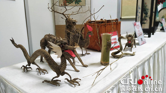 【CRI专稿 列表】重庆市残疾人文化艺术作品轨道空间巡展启幕