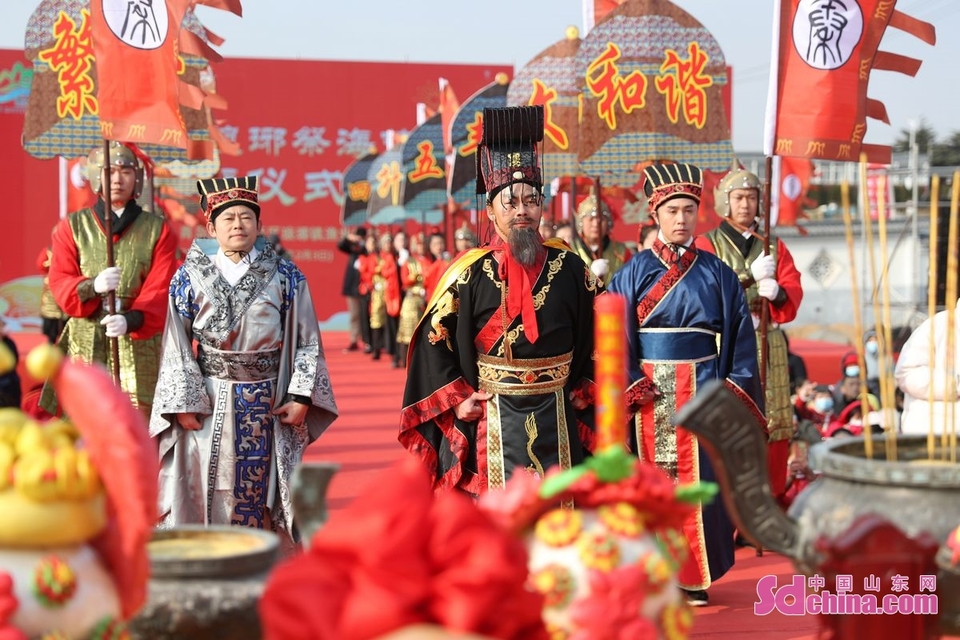 山东青岛：耕海牧渔祭沧海