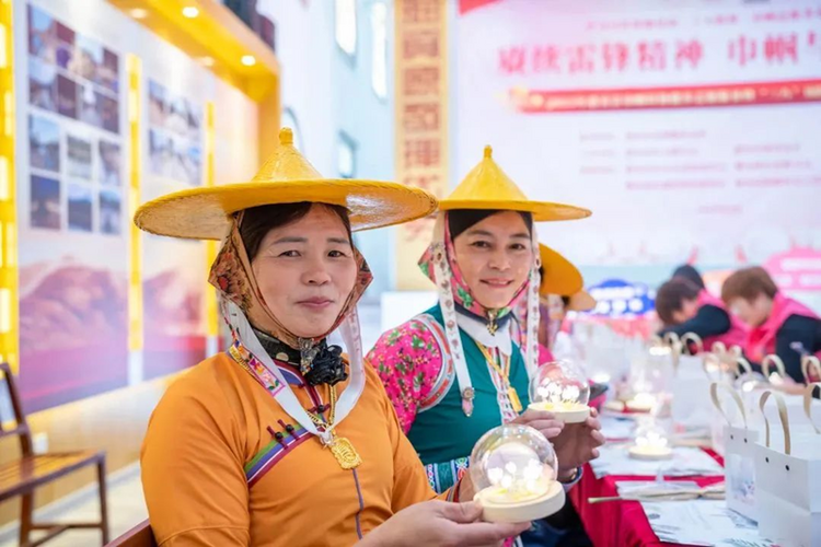 福建惠安：巾帼环保健步志愿服务暨庆祝“三八”活动温暖来袭_fororder_图片2