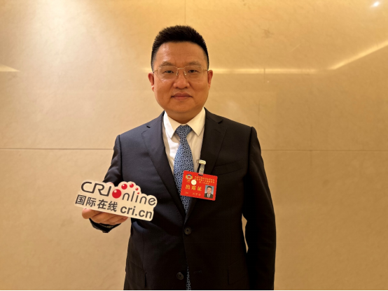 西安市政协委员刘霄峰：健全网络舆情应急机制 维护城市形象和公民合法权益_fororder_mmexport1676530557156