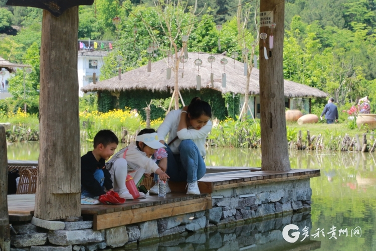 贵州荔波：神秘瑶山古寨成为全国非遗旅游景区