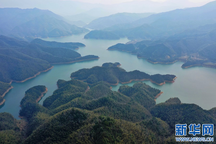 江西萍乡：山水相映 景色如画