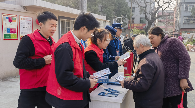赣州市宁都县消防救援大队组织开展“文明实践+消防”主题宣传活动_fororder_图片2