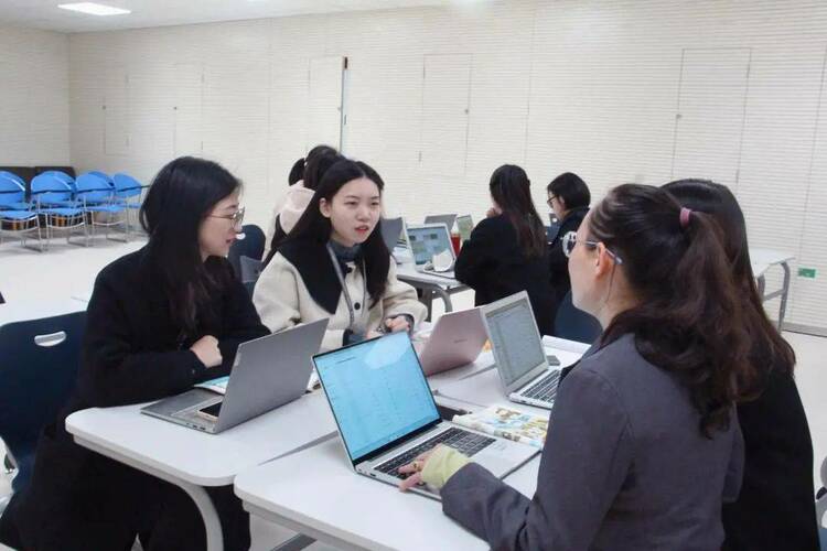 大揭秘，看海亮外国语学校小学部集体备课如何实现“弯道超车”