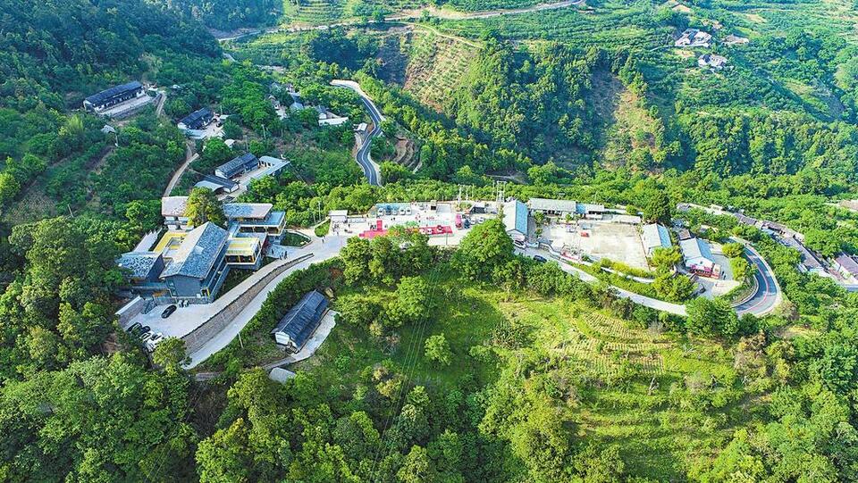 普洱景东：农文旅融合 偏远山村热起来_fororder_726c
