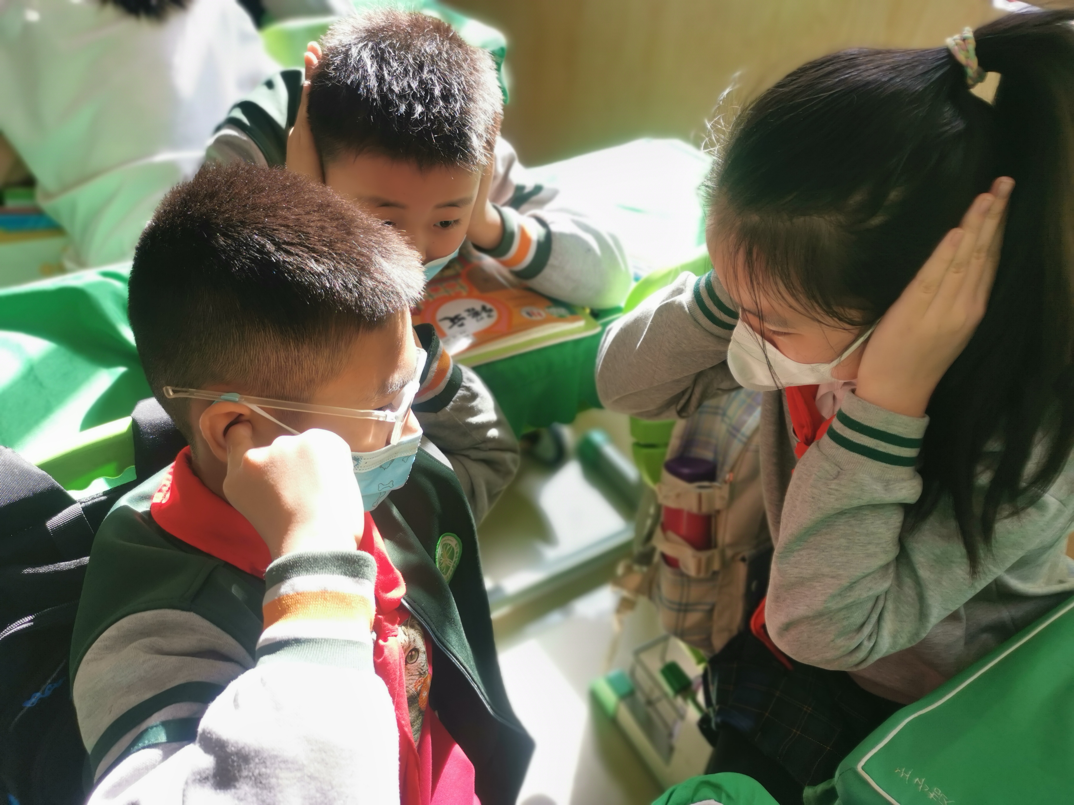 （原创）石家庄市育新实验小学：爱耳护耳在行动_fororder_微信图片_20230303142145