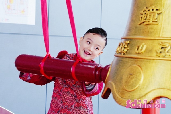 青岛市市南区乐弦童声合唱团唱响岛城 倾情演绎“自在市南”