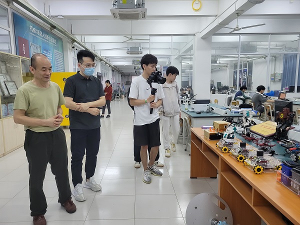 广州城市理工学院举办五校联合RoboMaster机器人交流赛