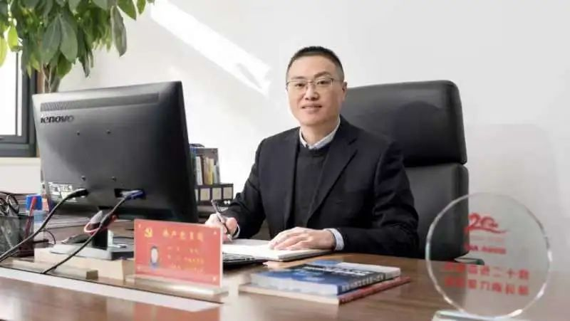 奋斗者正青春 | 从优秀到卓越 经开有群“领军人”_fororder_图片2