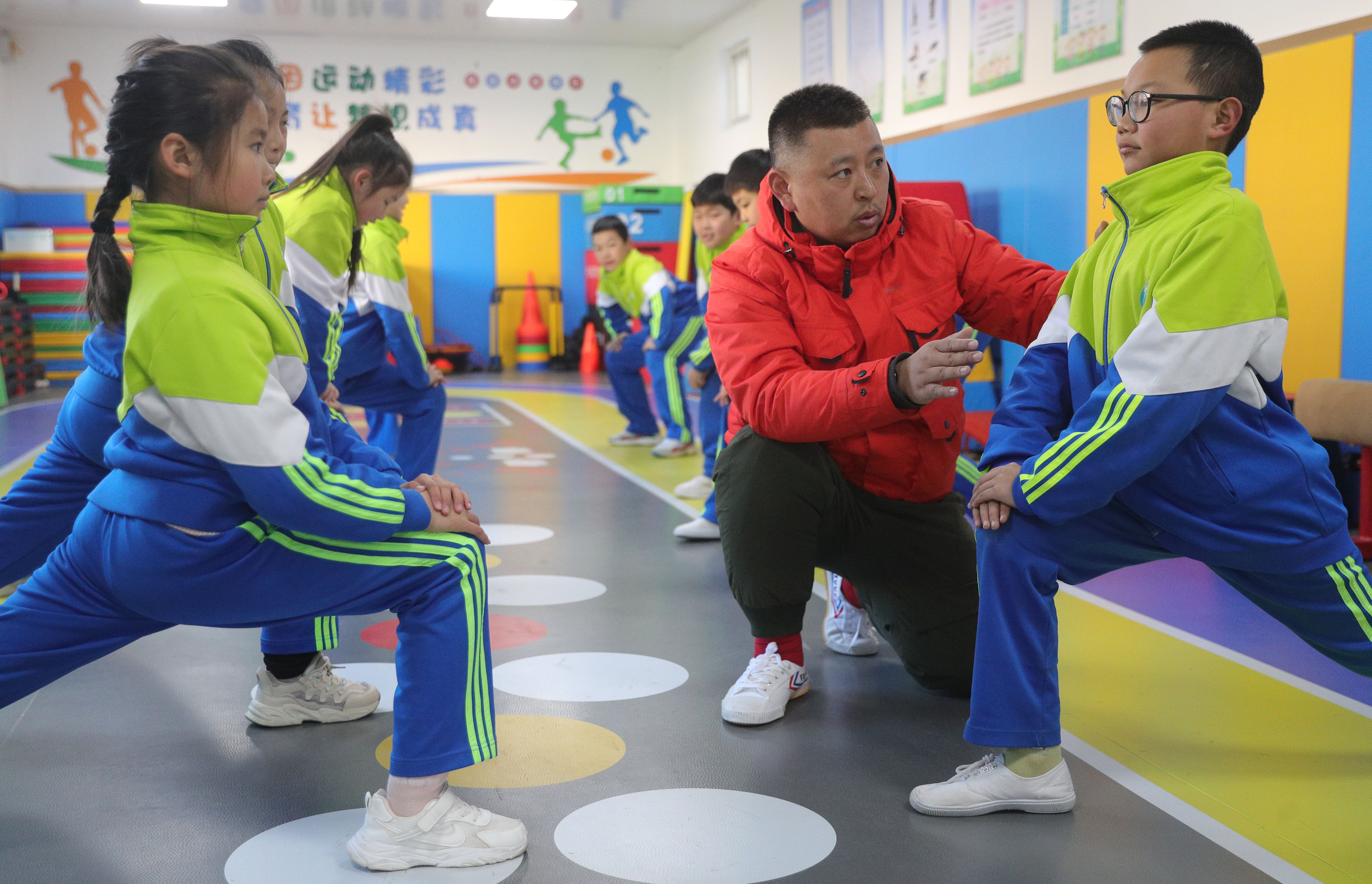河北秦皇岛：打造校园体能训练馆 助力学生体能训练_fororder_09.JPG