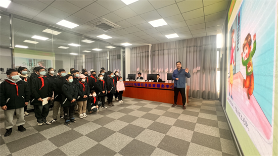 宁海中心小学学生走进连云港市市场监督管理局_fororder_图片3