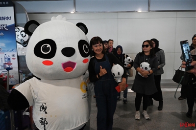 （转载）入境游“旺”起来！3年来首个入境旅游业采风团抵蓉