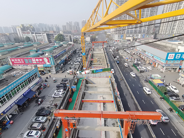 中建三局成都轨道交通27号线一期工程全线车站主体结构顺利封顶_fororder_金府站实景图-供图-中建三局集团有限公司