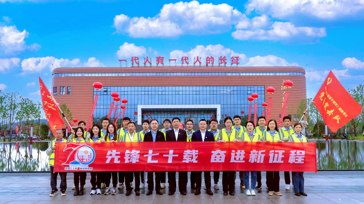中建一局“建证”大型红色文旅史诗《长征第一渡》演艺剧首演_fororder_6