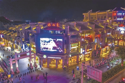 广西：街巷浓浓烟火气 最是一城好风景