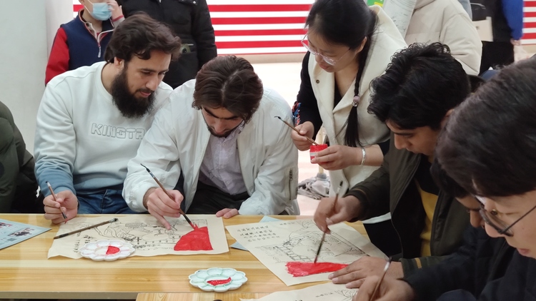 【原创】济南市文化馆举办莱芜木版年画专题艺术展_fororder_2106143835