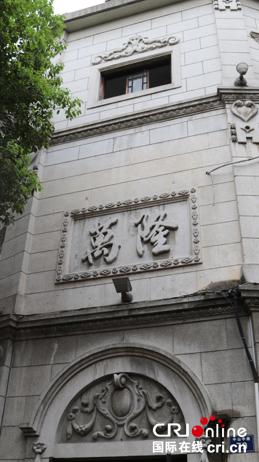 图片默认标题