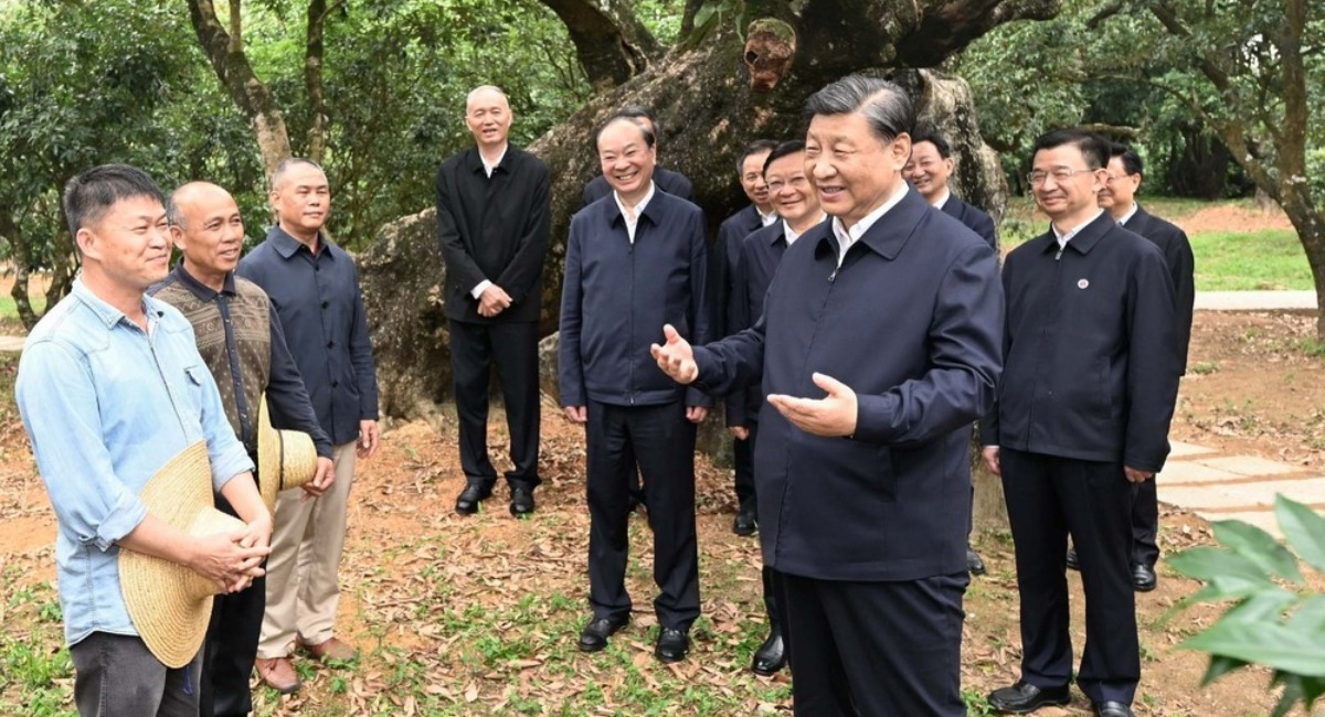 【讲习所•中国与世界】以奋斗谱写中国式现代化新篇章_fororder_rBABCWROHOmAQNfCAAAAAAAAAAA141.2136x1202.1000x563(1)