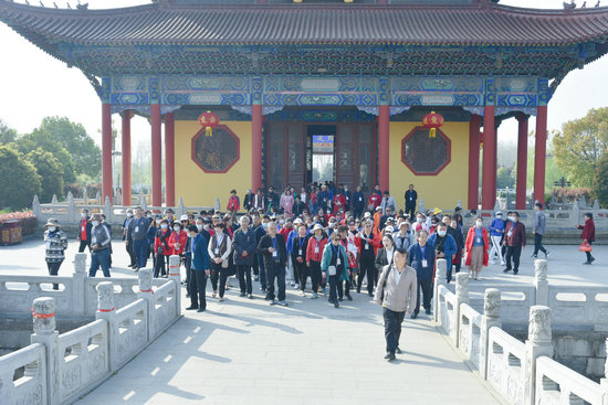 【原创】600人旅游专列抵达驻马店市汝南县 旅游复苏按下“加速键”_fororder_mmexport1680562305301