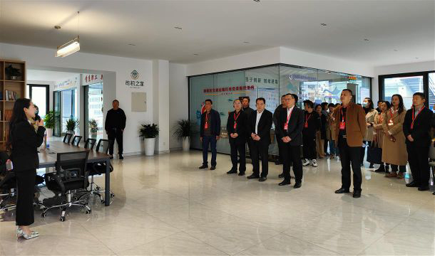 德阳市旌阳区政协视察全区新就业形态劳动者阵地建设情况_fororder_mmexport160e12016244b31c4e46b8ebbd376ef3_1680575009906