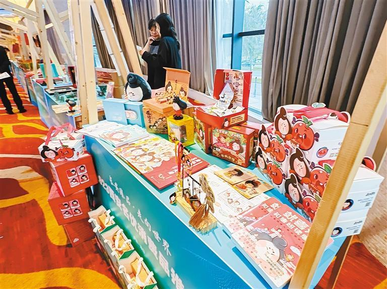 古城百余种产品海口受追捧 “一直想去西安走走看看！”_fororder_图片1