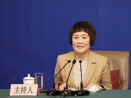 记者会主持人