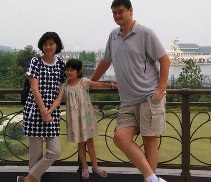 姚明6岁女儿身高惊人 球迷预测小沁蕾未来身高好欢乐