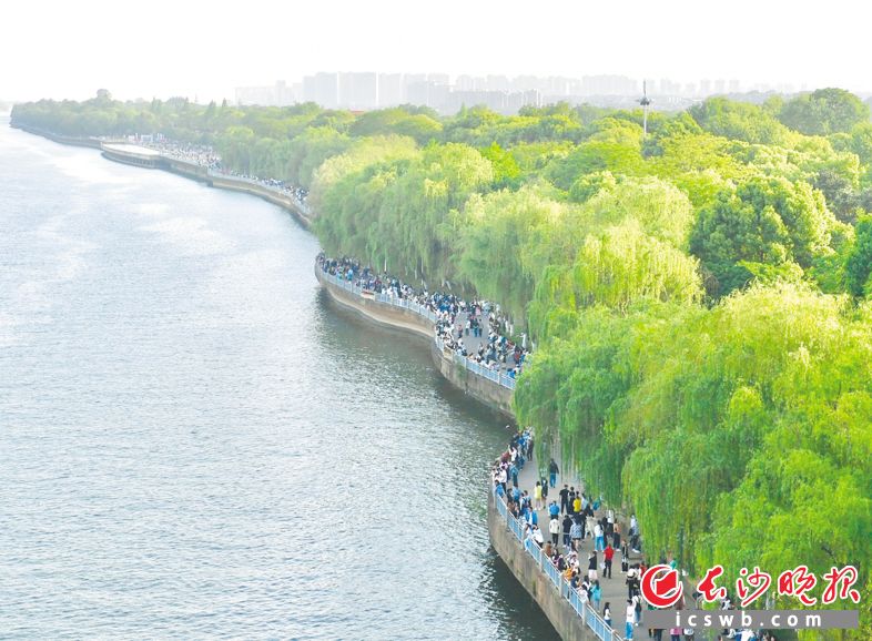 五一假期即将来临 湖南长沙旅游订单量同比大幅增长_fororder_1