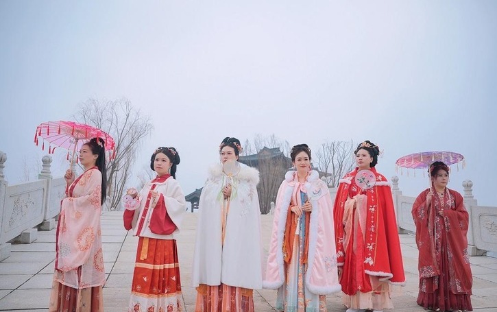 “三八”国际劳动妇女节 走近城市建设一线的“她”力量