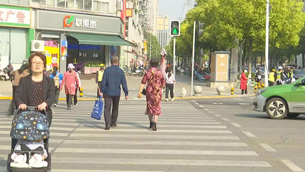 文明就在身边 幸福简阳持续发力_fororder_文明出行-供图-简阳市融媒体中心