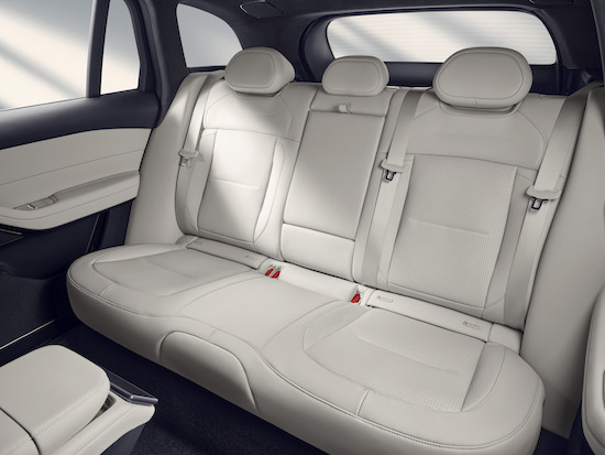 蔚来智能电动全能SUV 全新ES6正式上市_fororder_全新ES6_内饰_ 后排