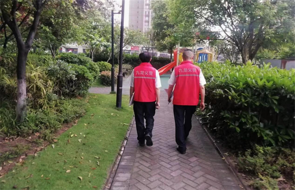 全国“工人先锋号”重庆九龙派出所绘就“五一”好“枫”景_fororder_图片4
