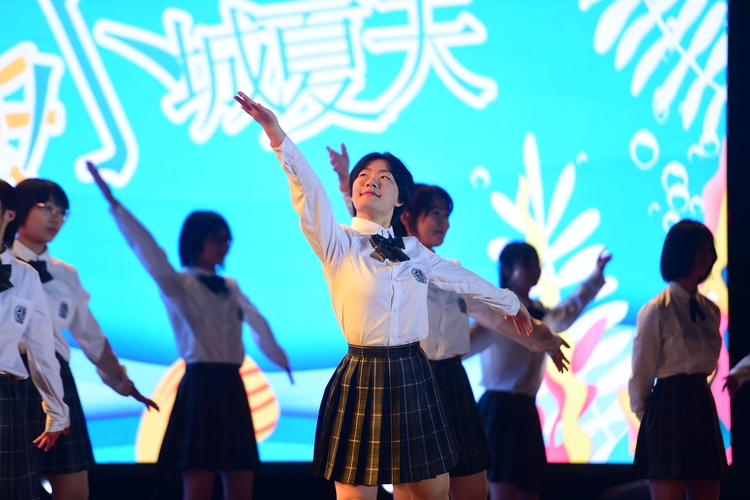 传承五四精神，扬我励志青春 ——河间英华首届校园青春音乐节完满落幕_fororder_照片10